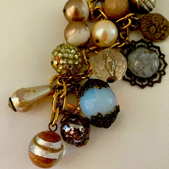 Vintage Lenora Dame Charm Bracelet - Gold Tone With Tone Charms - Picture 12 of 14